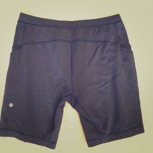 Black Lululemon short shorts (Large)